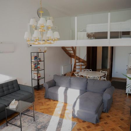 Casa Mandl Lägenhet Braşov Exteriör bild