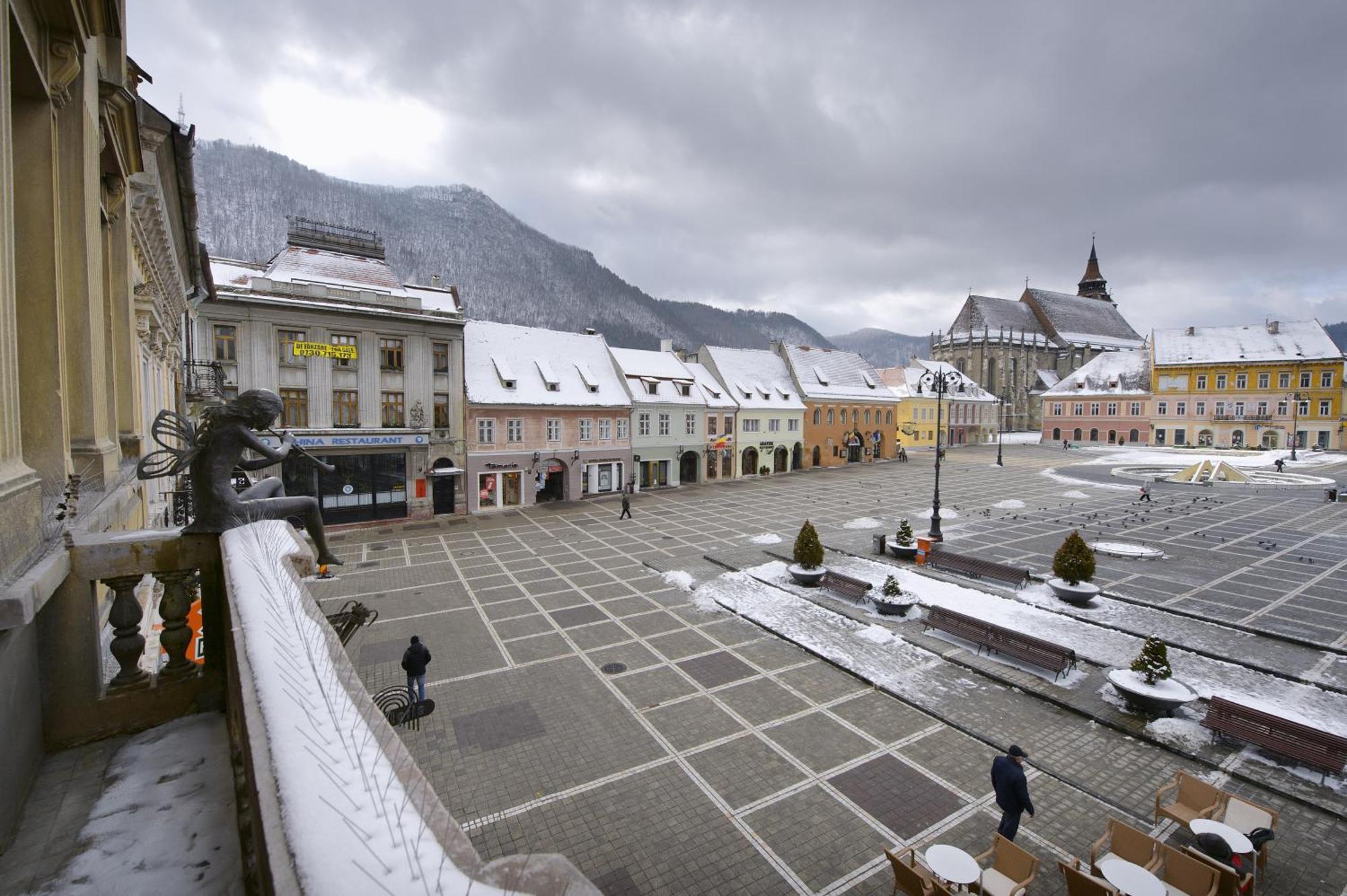 Casa Mandl Lägenhet Braşov Exteriör bild