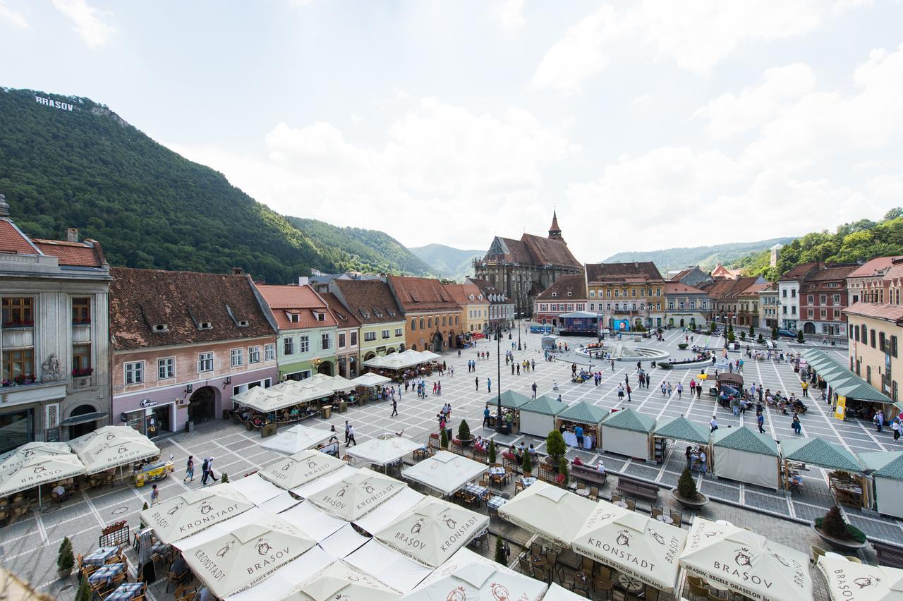 Casa Mandl Lägenhet Braşov Exteriör bild